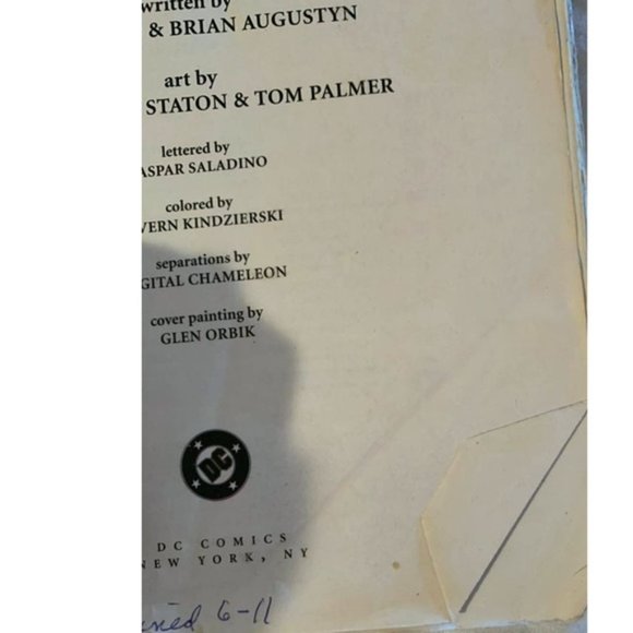 The Life Story of the Flash Graphic Novel by Iris Allen | Collectible DC Comics - Picture 4 of 4